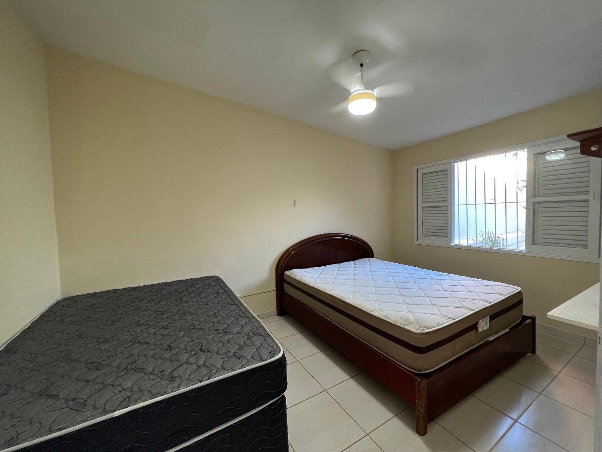Confortavel Casa A Beira Mar C/ Jardim Pe Na Areia E Area De Churrasqueira Ubatuba