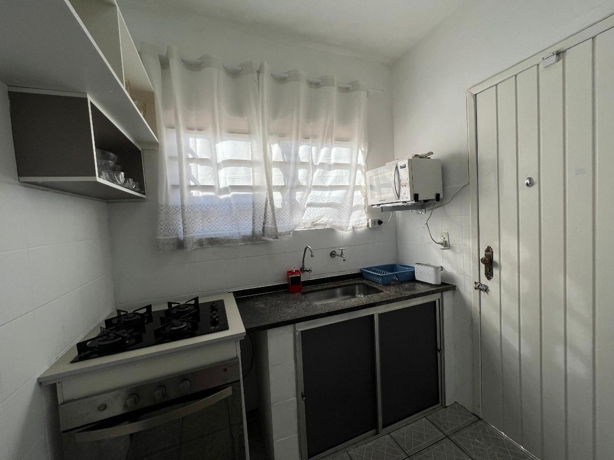 Confortavel Casa A Beira Mar C/ Jardim Pe Na Areia E Area De Churrasqueira *